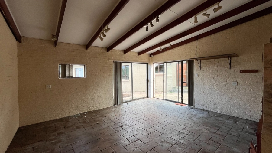 3 Bedroom Property for Sale in Dana Bay Western Cape